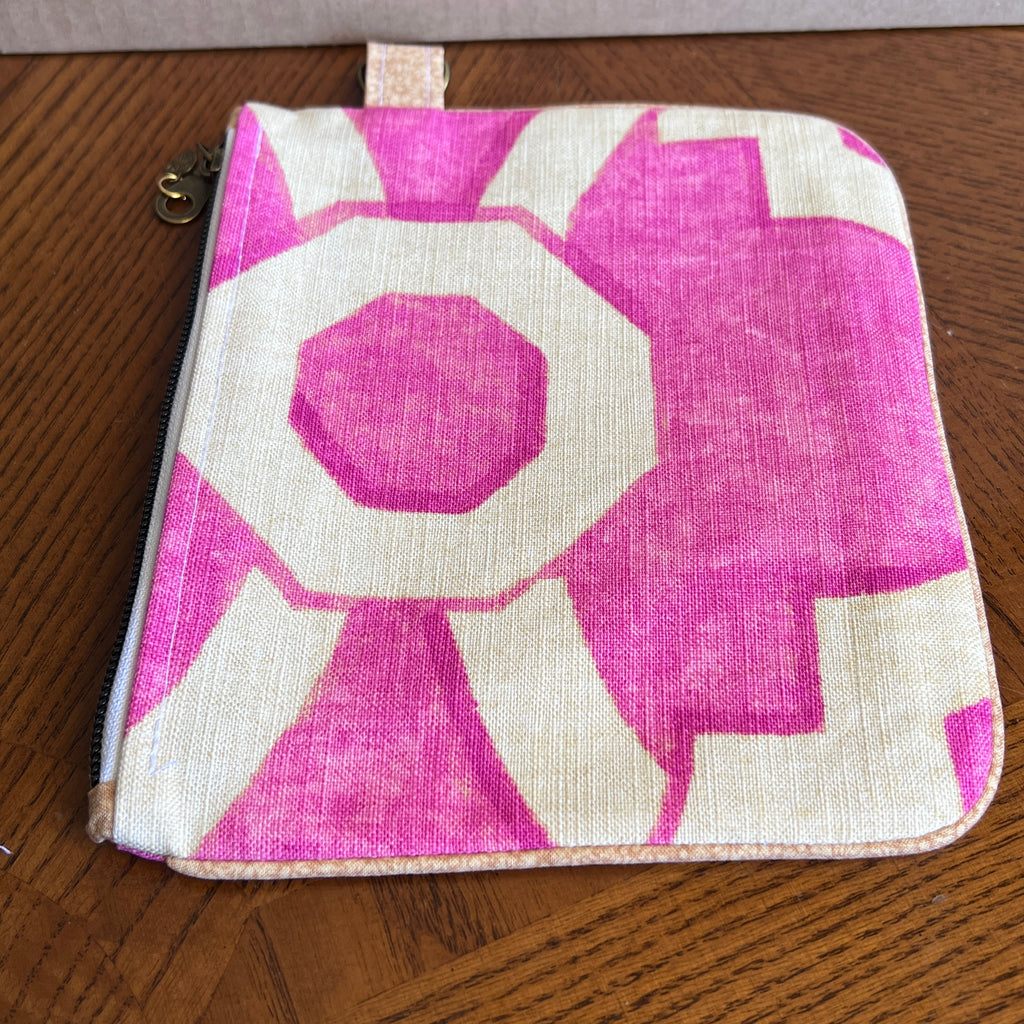 Slim Zipper Pouch Pink Trellis